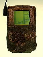 448px-Game_boy_damaged_in_the_gulf_war.JPG