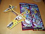 Lift Glider, a Pokémon foam airplane. There are six different designs. Pictured is the Raikou and Pikachu one and one that is not opened.